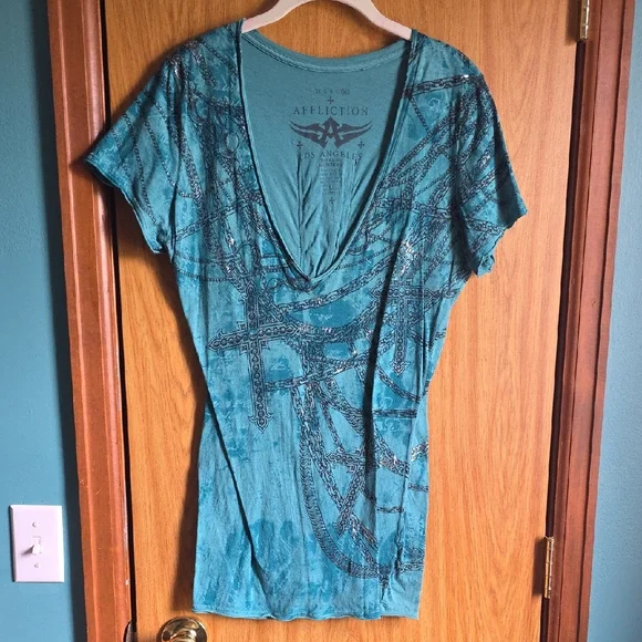 Affliction Blue Fitted V-Neck Short Sleeve Tee - Picture 1 of 3